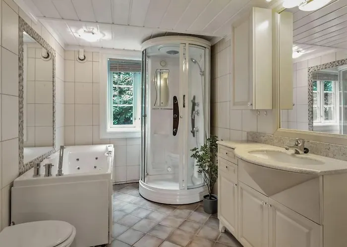 Villa Stamp And Sauna! Small Farm With Fantastic View! Favang