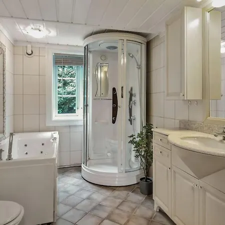 빌라 Stamp And Sauna! Small Farm With Fantastic View! Favang